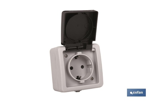 [51001226] Base Enchufe con tapa IP44